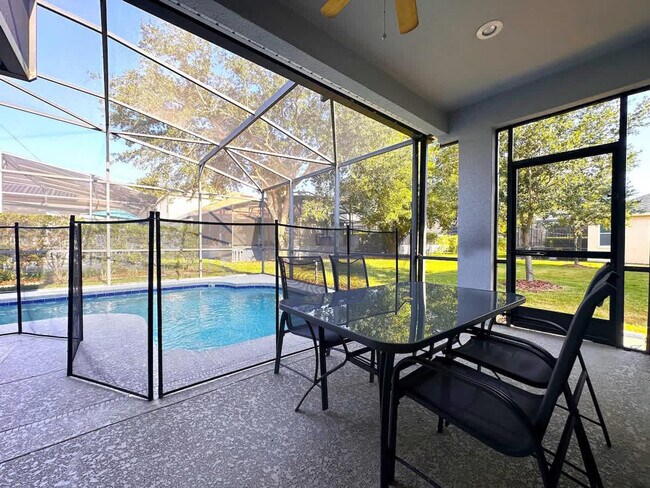 Building Photo - 160 Minniehaha Cir