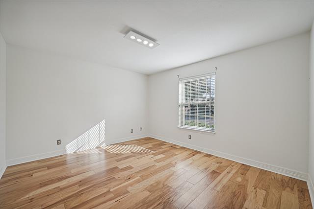 Building Photo - 5833 Birchbrook Dr