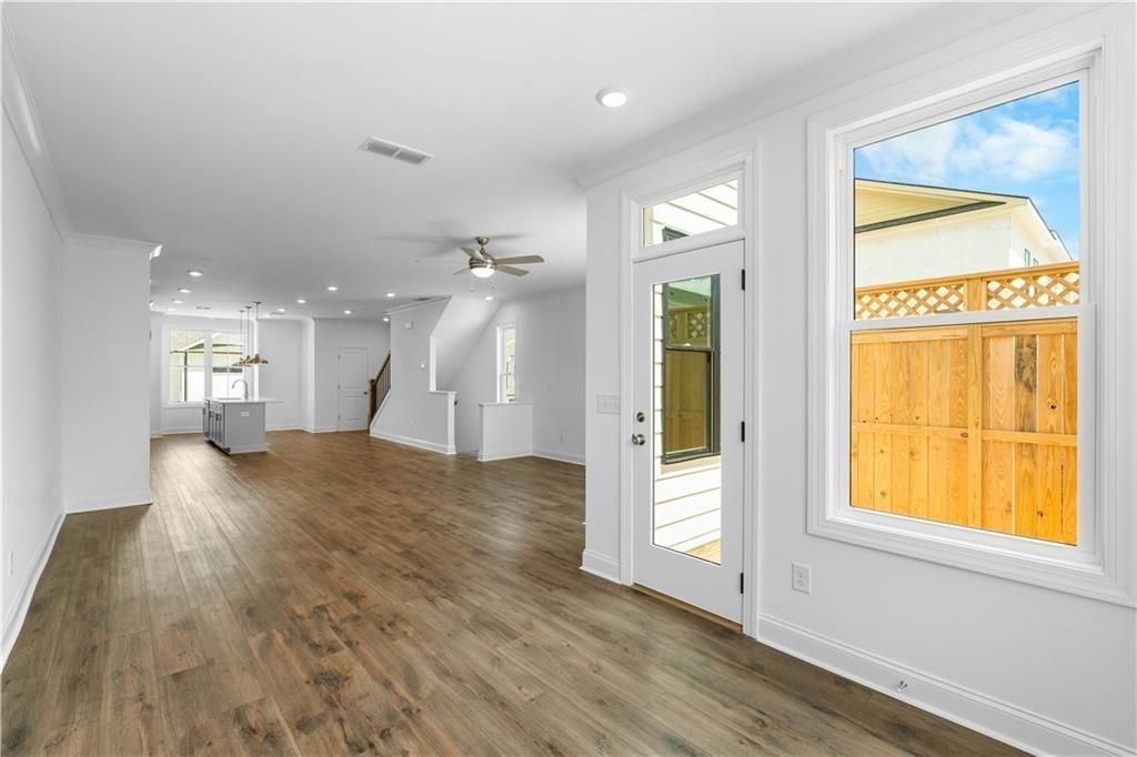 Building Photo - 5440 Howington Ct