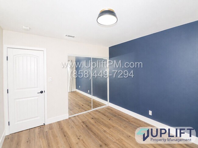 Building Photo - 6234 Rose Lake Ave