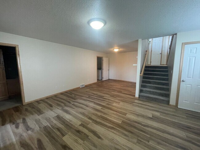 Building Photo - Beautiful West Fargo Twinhome