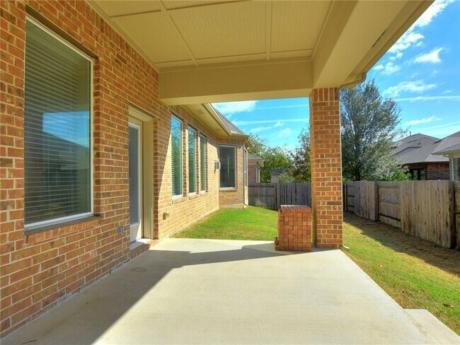 Building Photo - 104 Azimuth Dr