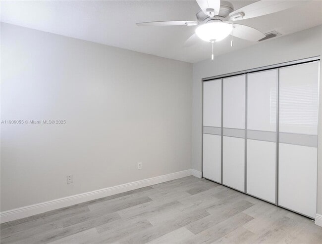 Building Photo - 14237 SW 94th Cir Ln