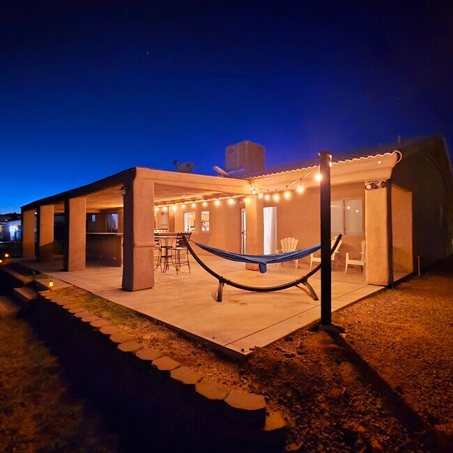 Building Photo - 11333 Desert Trailways Ln