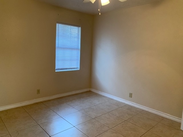 Building Photo - 319 W Travis St