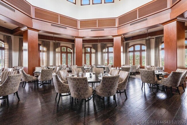 Building Photo - 3506 NW Clubside Cir