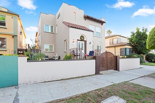 Building Photo - 518 N Genesee Ave