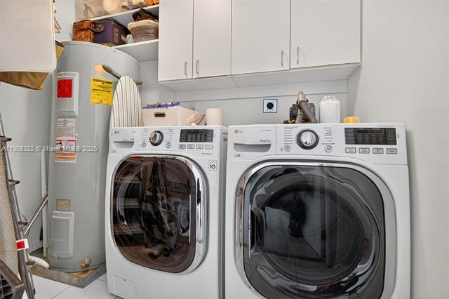 Building Photo - 1155 Brickell Bay Dr