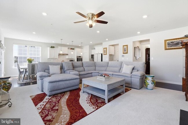 Building Photo - 6702 Savannah Dr