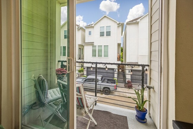Building Photo - 803 Sienna Palm Ln