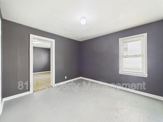 Building Photo - 3354 Jackson Ave