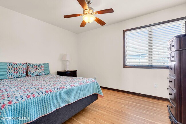 Building Photo - 65 Grand Central Ave