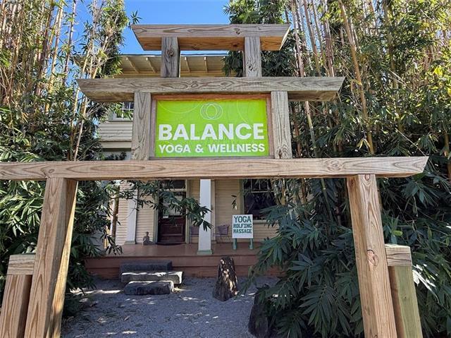 Building Photo - 208 S Cortez St