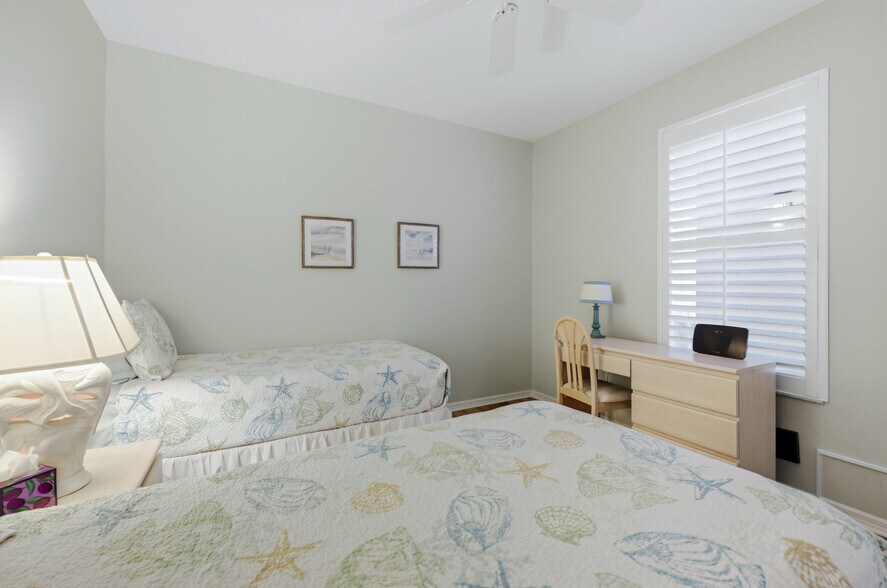 Building Photo - 8951 Veranda Way