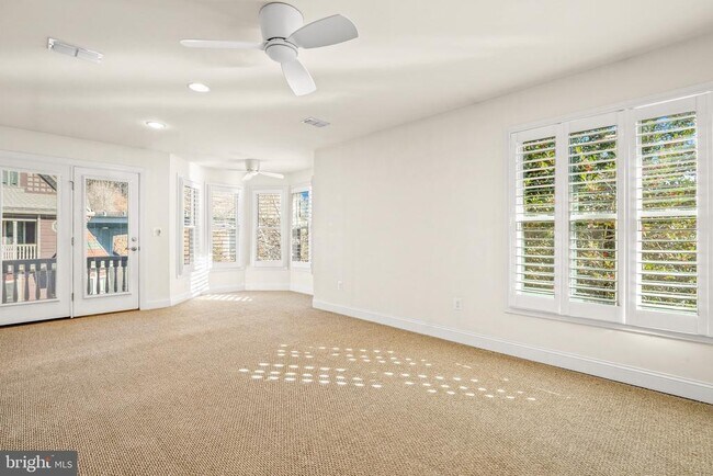 Building Photo - 211 Mill St