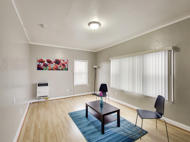 Interior Photo - 1616 35th Avenue