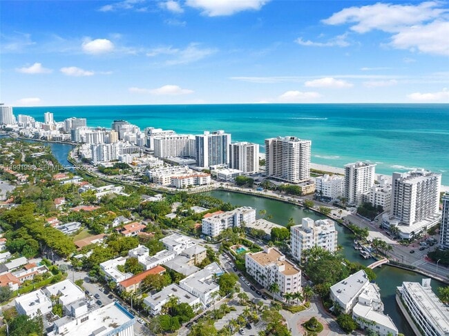 Building Photo - 2401 Collins Ave