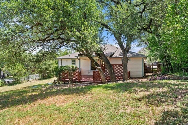 Building Photo - 5208 Sioux Ln
