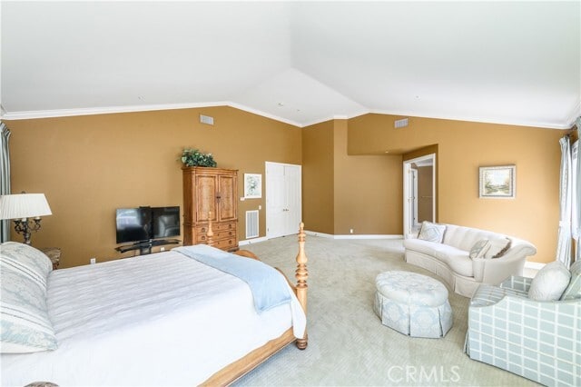 Building Photo - 21 Bent Oak