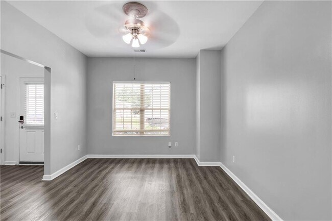Building Photo - 2827 Creek Bottom Ct