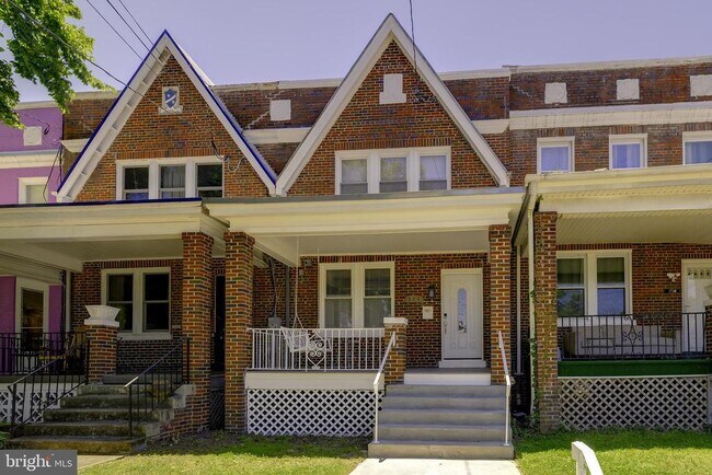 Building Photo - 514 Missouri Ave NW