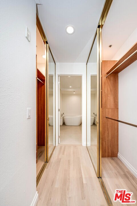 Building Photo - 2132 Century Park Ln