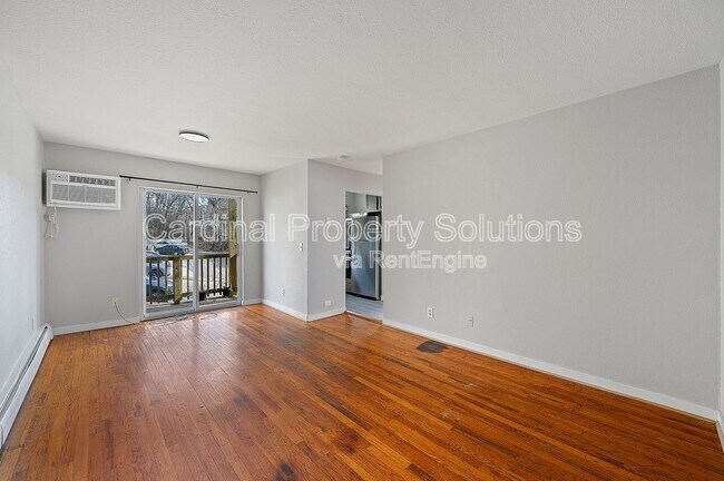 Building Photo - 3271 Morrison Ave