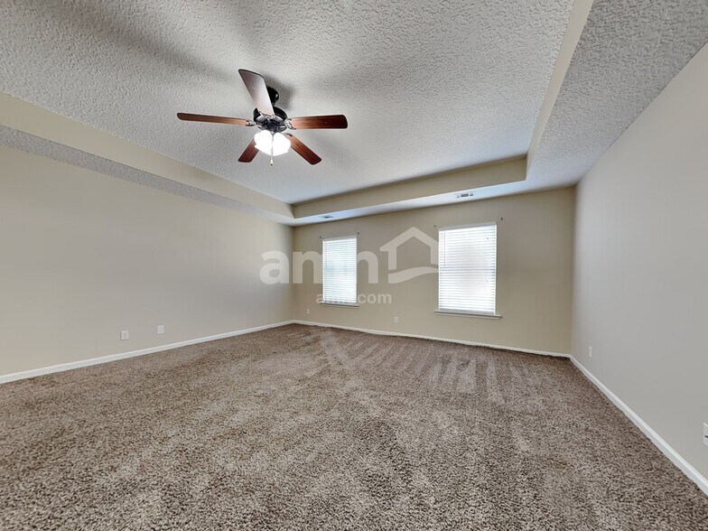 Building Photo - 501 Dresler Rd