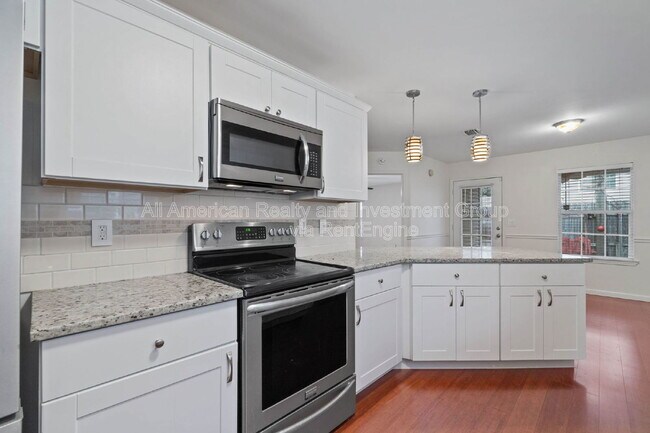 Building Photo - 911 Lauderhill Ln