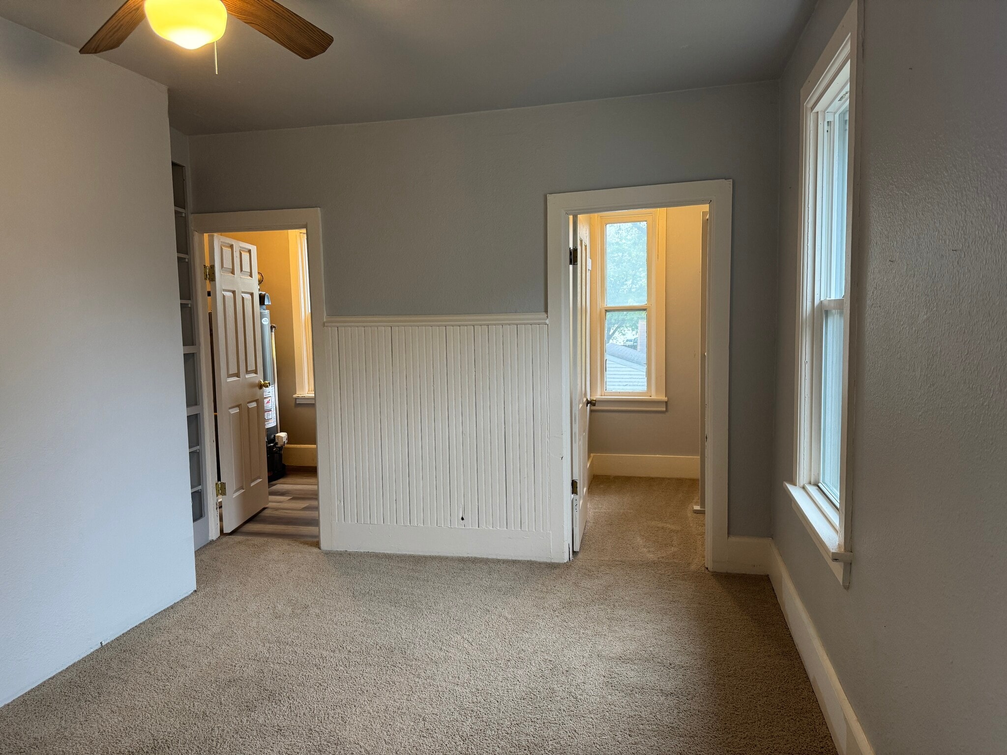 Primary bedroom with 2 closets - 1413 Jefferson Ave