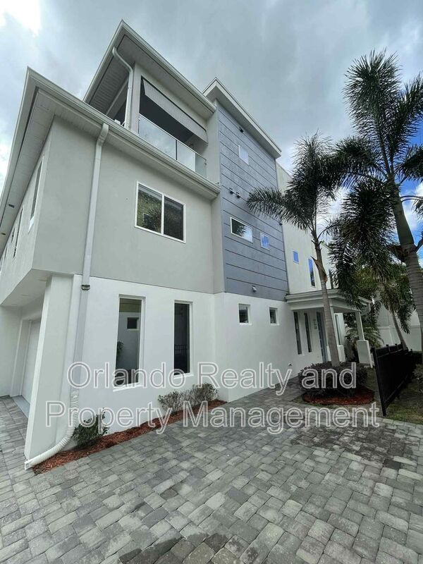 Building Photo - 521 Peachtree Rd