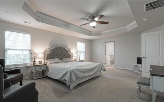 Building Photo - 1113 Long Farm Cir