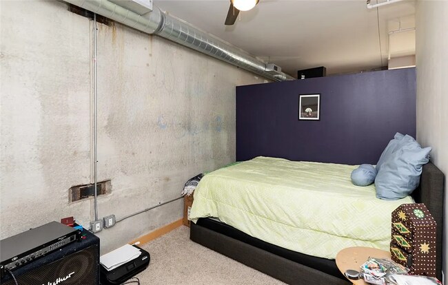 Building Photo - Modern 2-Bedroom, 2-Bathroom Condo – Prime...