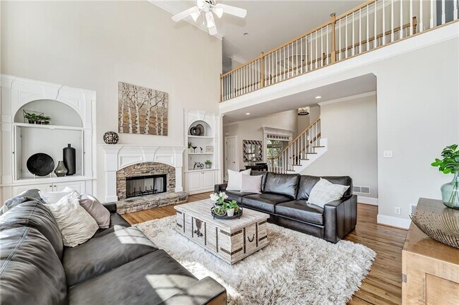 Building Photo - 870 Longstone Landing