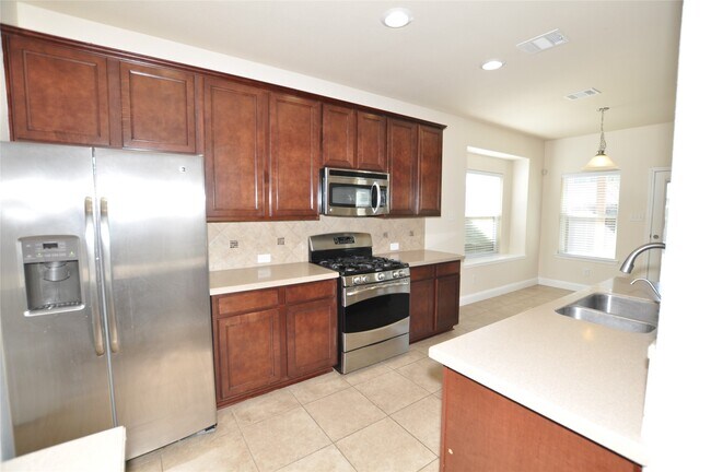Building Photo - 21502 Duke Alexander Dr
