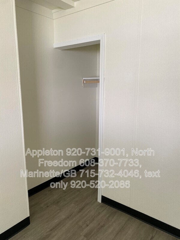 Building Photo - S7559 US-12