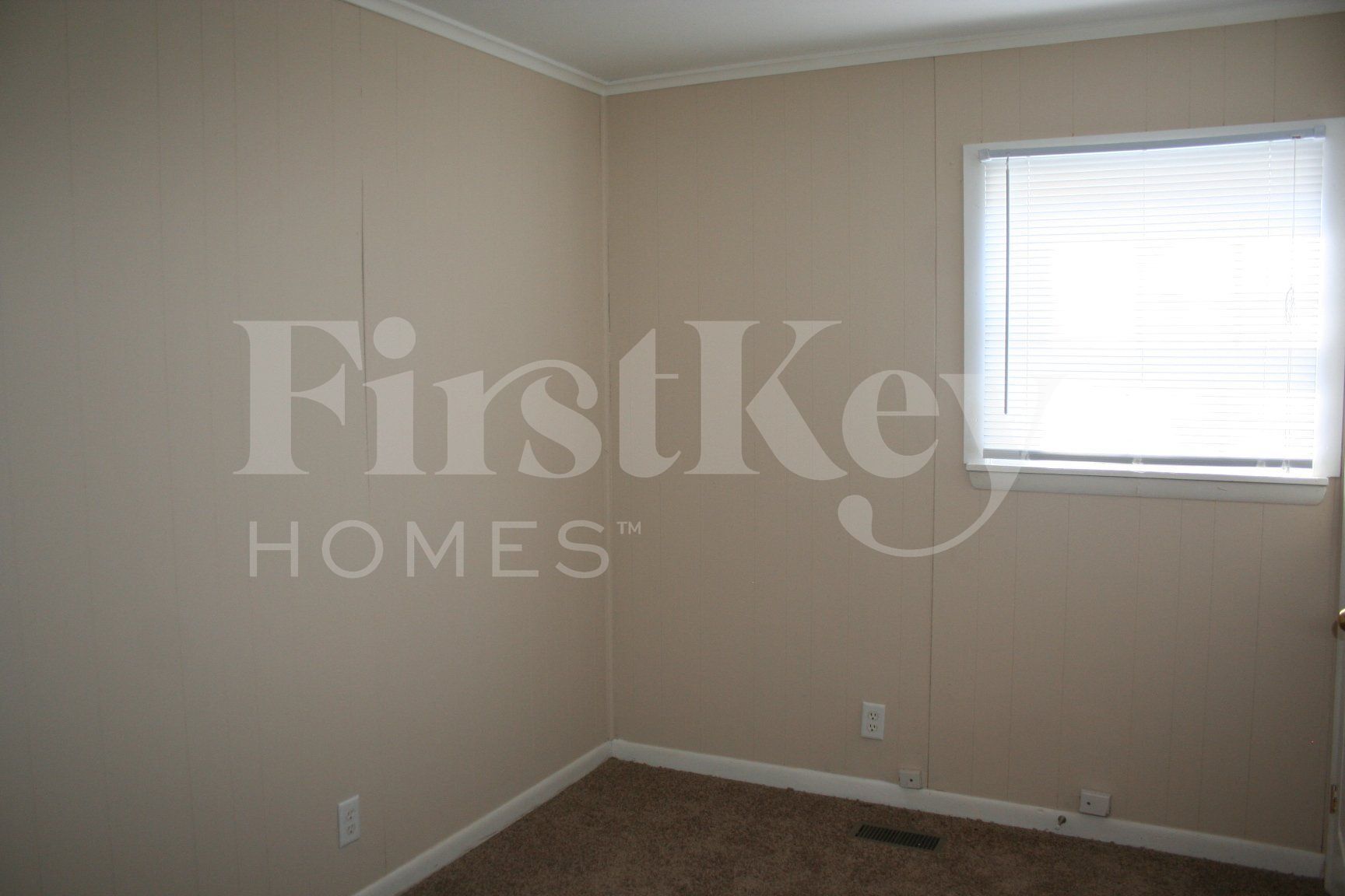 Building Photo - 9538 E 39th St