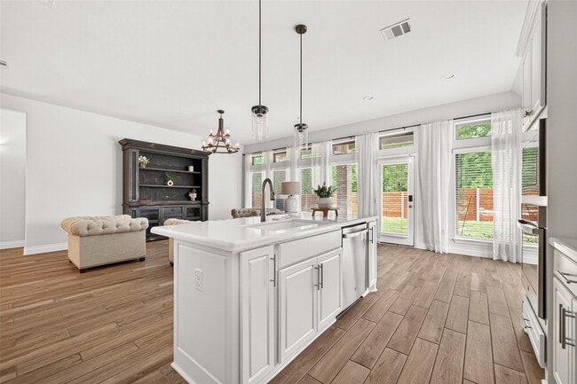 Building Photo - 17171 Crimson Crest Dr
