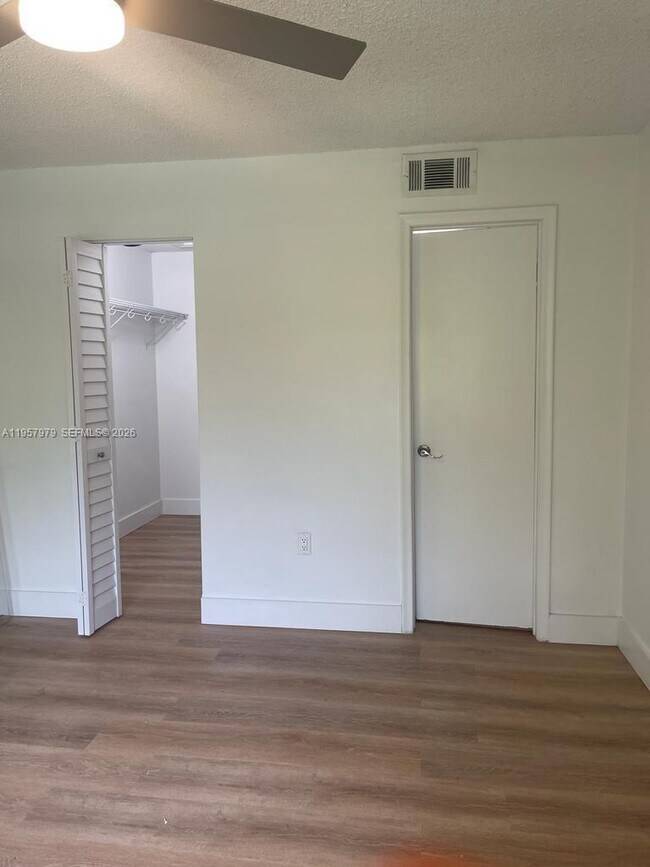 Building Photo - 8045 SW 107th Ave