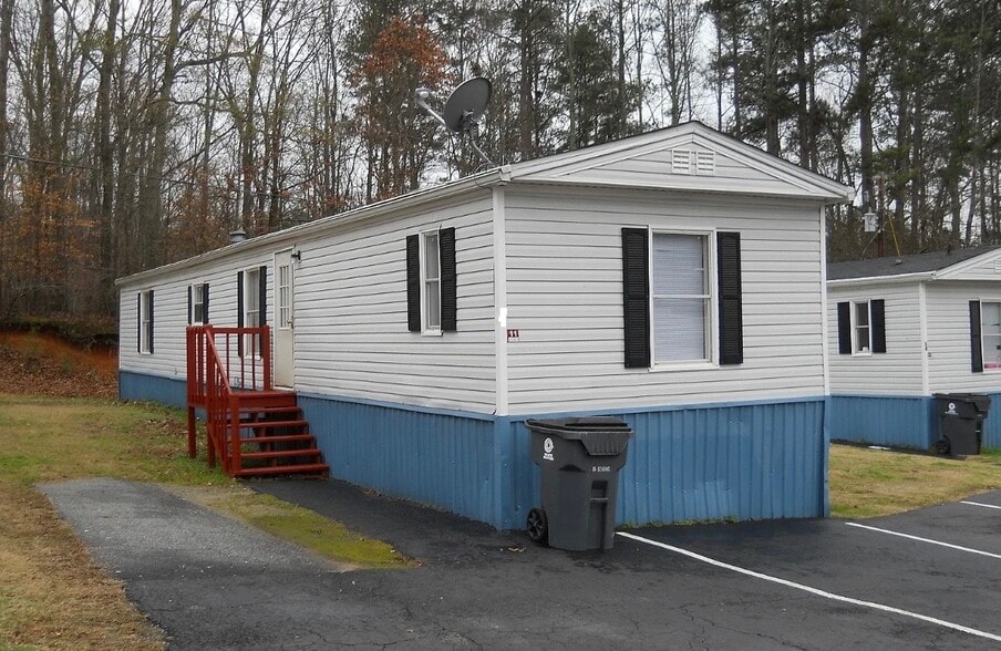Building Photo - 3666 Glenda St