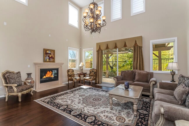 Building Photo - 28629 Farrier Dr