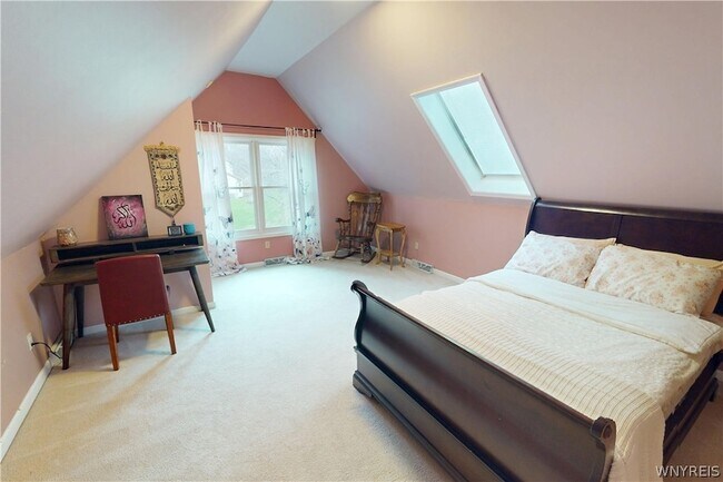 Building Photo - 30 Opal Ct