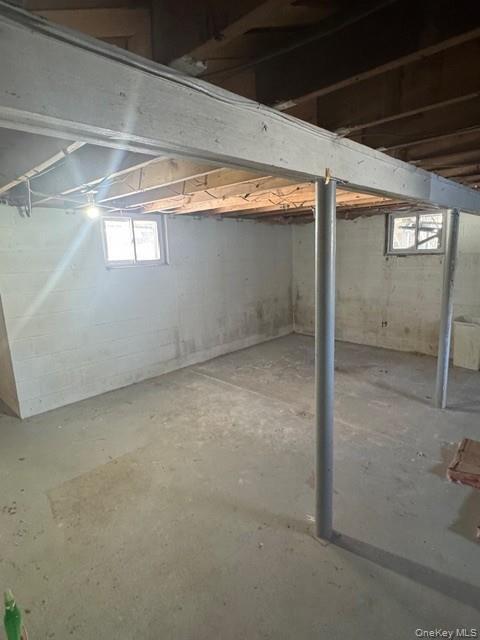 Building Photo - 178 Adirondack Dr