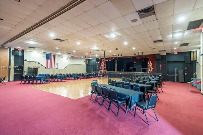 Building Photo - 3671 Environ Blvd
