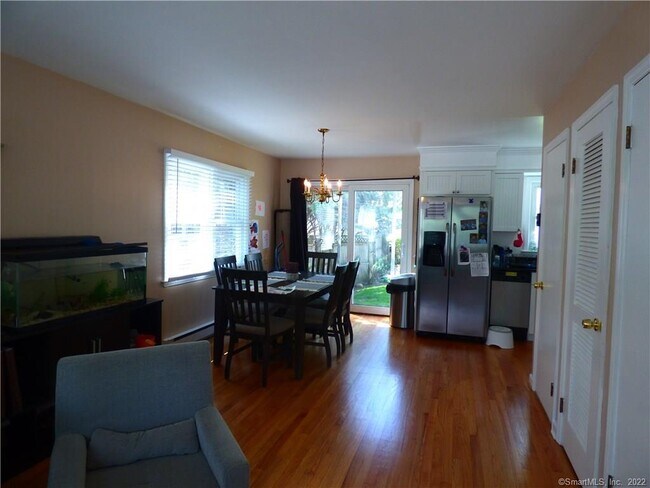 Building Photo - 52 Rodwell Ave