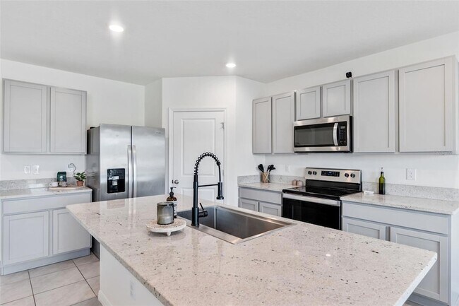 Building Photo - 30935 Penny Surf Lp