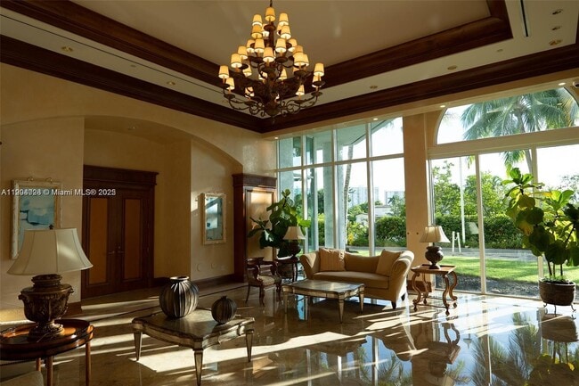 Building Photo - 16500 Collins Ave