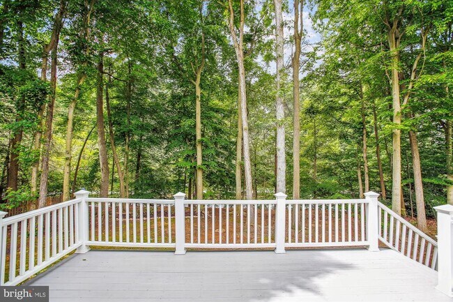 Building Photo - 15264 Mimosa Trail