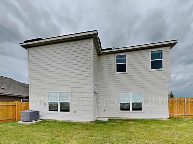 Building Photo - 18100 Speculator Ln