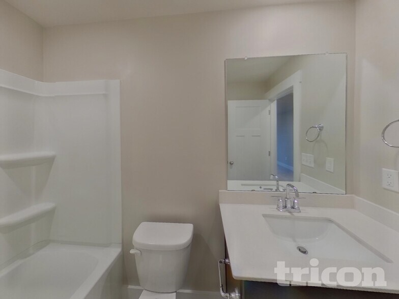 Building Photo - 202 Garrison Grove Dr